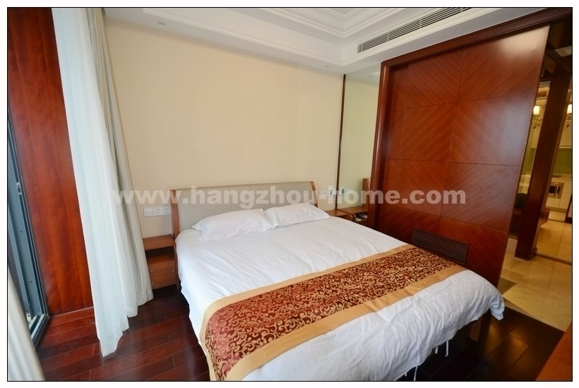 Bedrooms-Master Bedroom