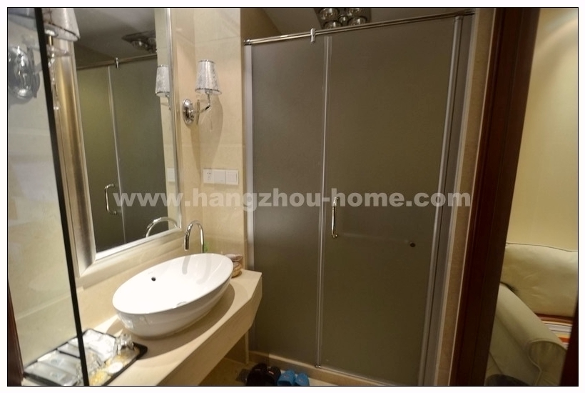Bathrooms-Master Bathroom