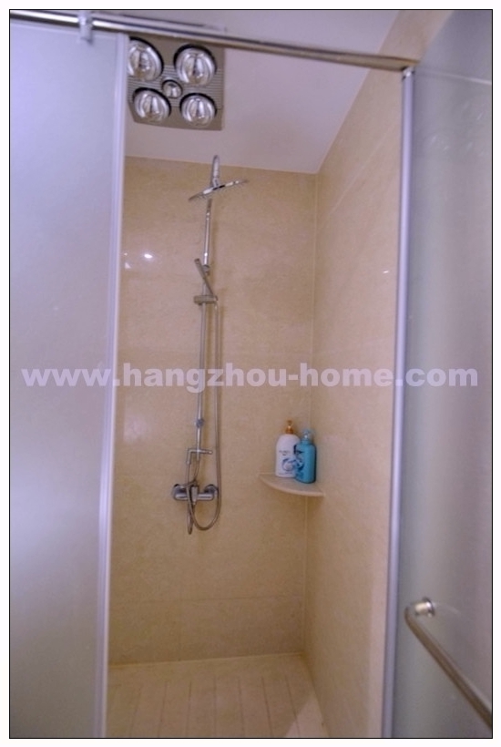 Bathrooms-Master Bathroom