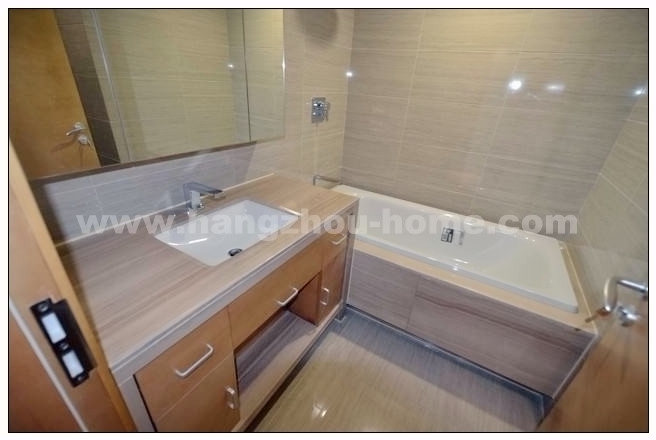 Bathrooms-Master Bathroom