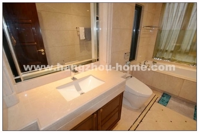 Bathrooms-Master Bathroom