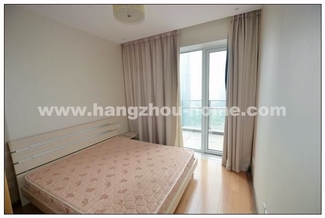 Bedrooms-Master Bedroom