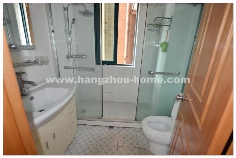 Bathrooms-Master Bathroom