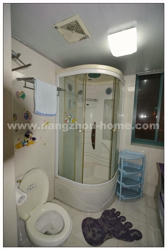 Bathrooms-Master Bathroom