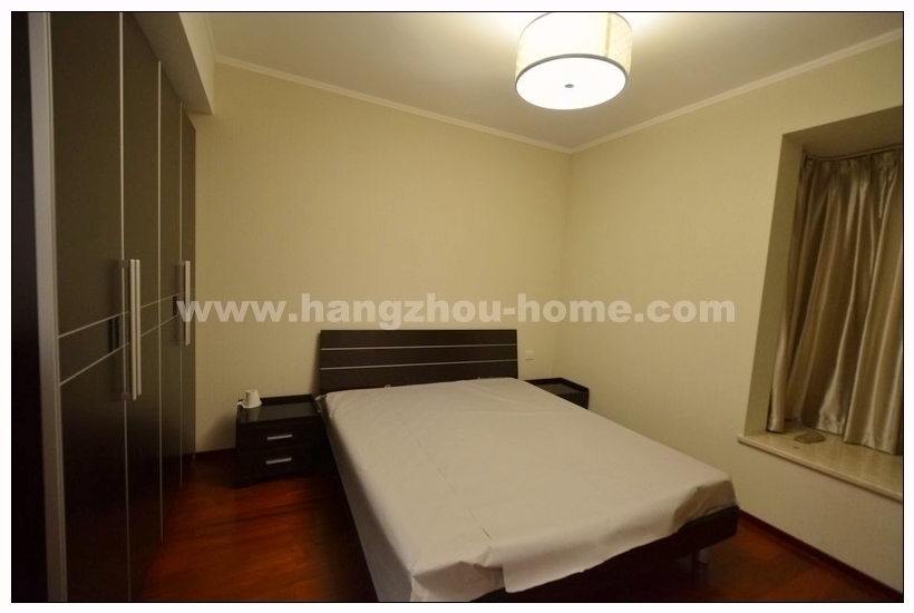 Bedrooms-Master Bedroom