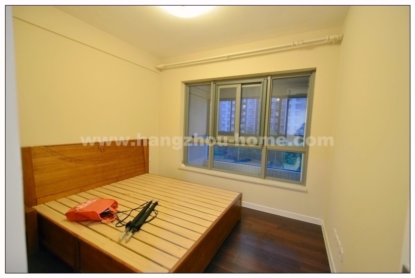 Bedrooms-Master Bedroom