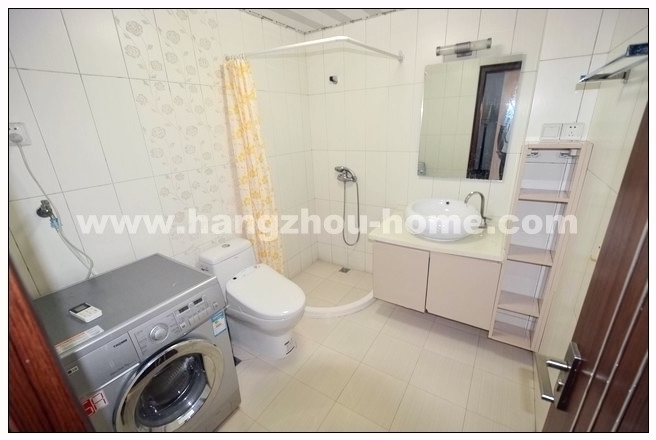Bathrooms-Master Bathroom