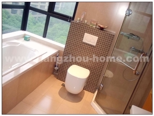 Bathrooms-Master Bathroom