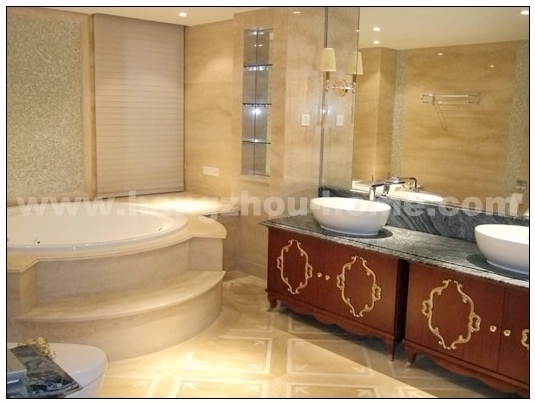 Bathrooms-Master Bathroom