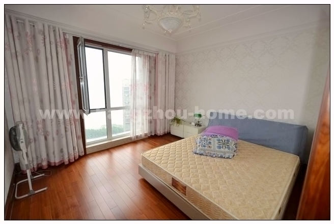 Bedrooms-2nd Bedroom