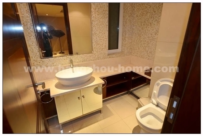 Bathrooms-2nd Bathroom