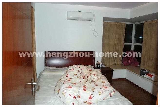 Bedrooms-Master Bedroom