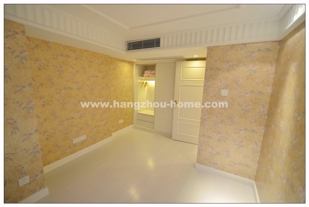 Bedrooms-2nd Bedroom