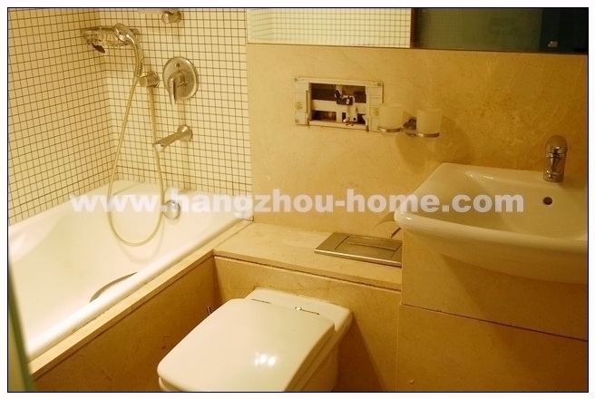 Bathrooms-Master Bathroom