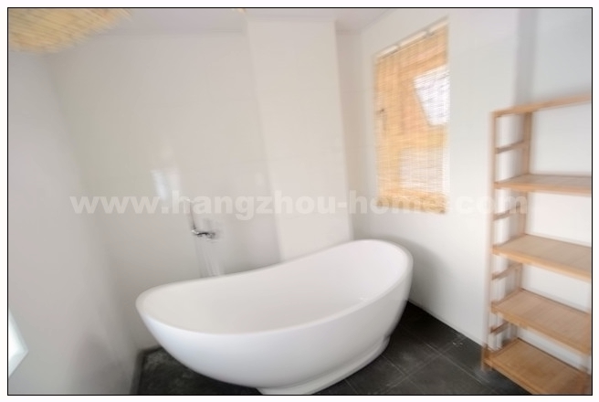 Bathrooms-Master Bathroom
