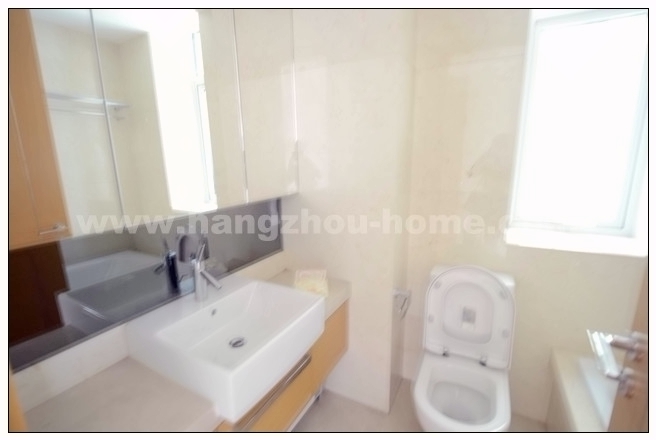 Bathrooms-Master Bathroom