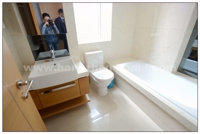 Bathrooms-2nd Bathroom