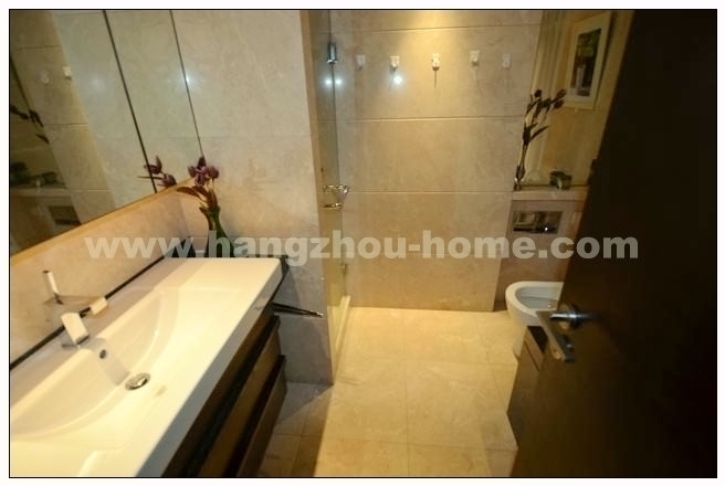 Bathrooms-Master Bathroom