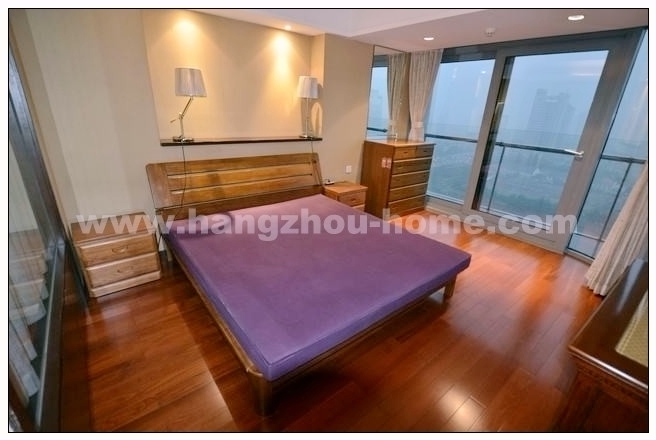 Bedrooms-Master Bedroom