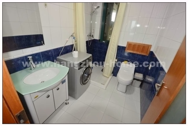Bathrooms-Master Bathroom