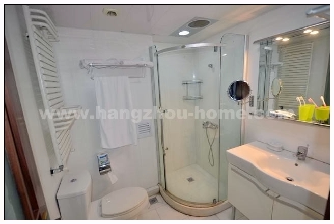 Bathrooms-Master Bathroom