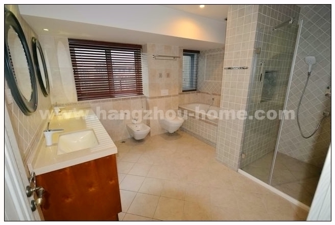 Bathrooms-2nd Bathroom