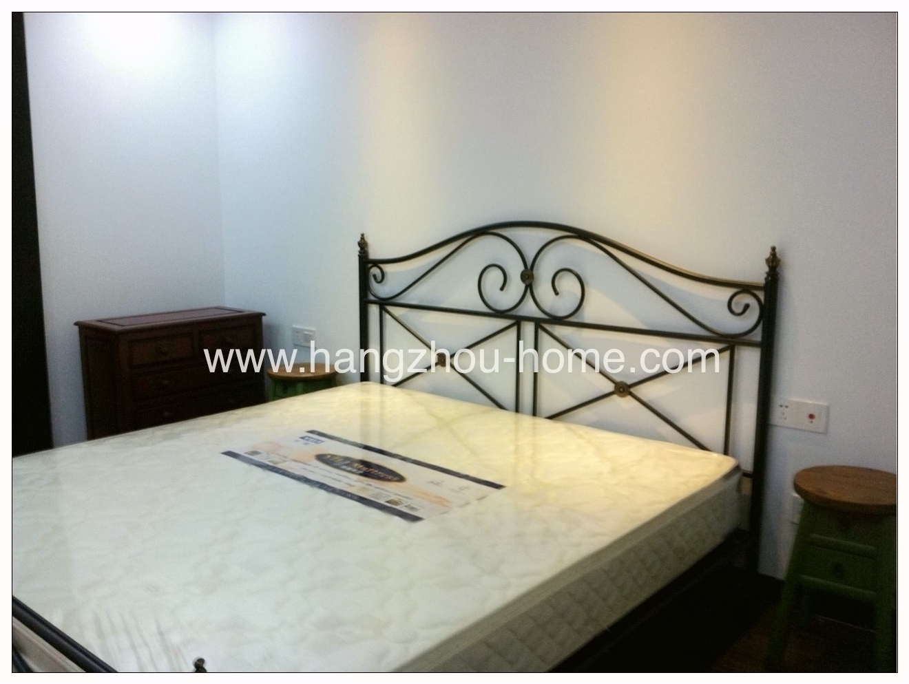 Bedrooms-Master Bedroom