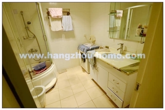 Bathrooms-Master Bathroom
