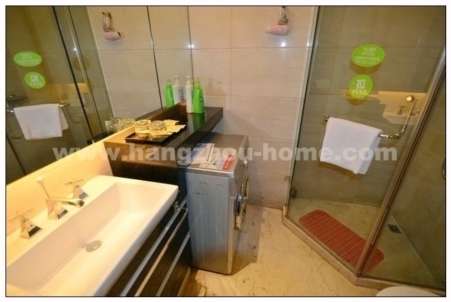 Bathrooms-Master Bathroom