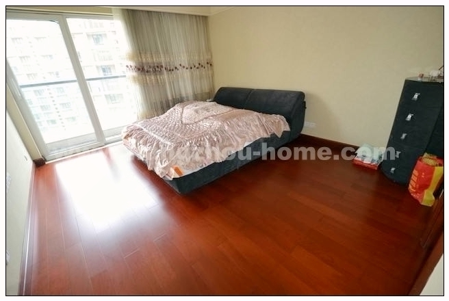 Bedrooms-2nd Bedroom