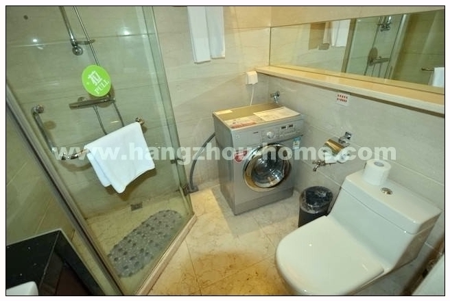 Bathrooms-Master Bathroom