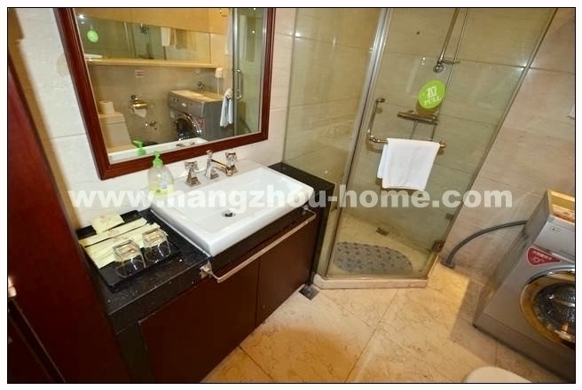 Bathrooms-Master Bathroom