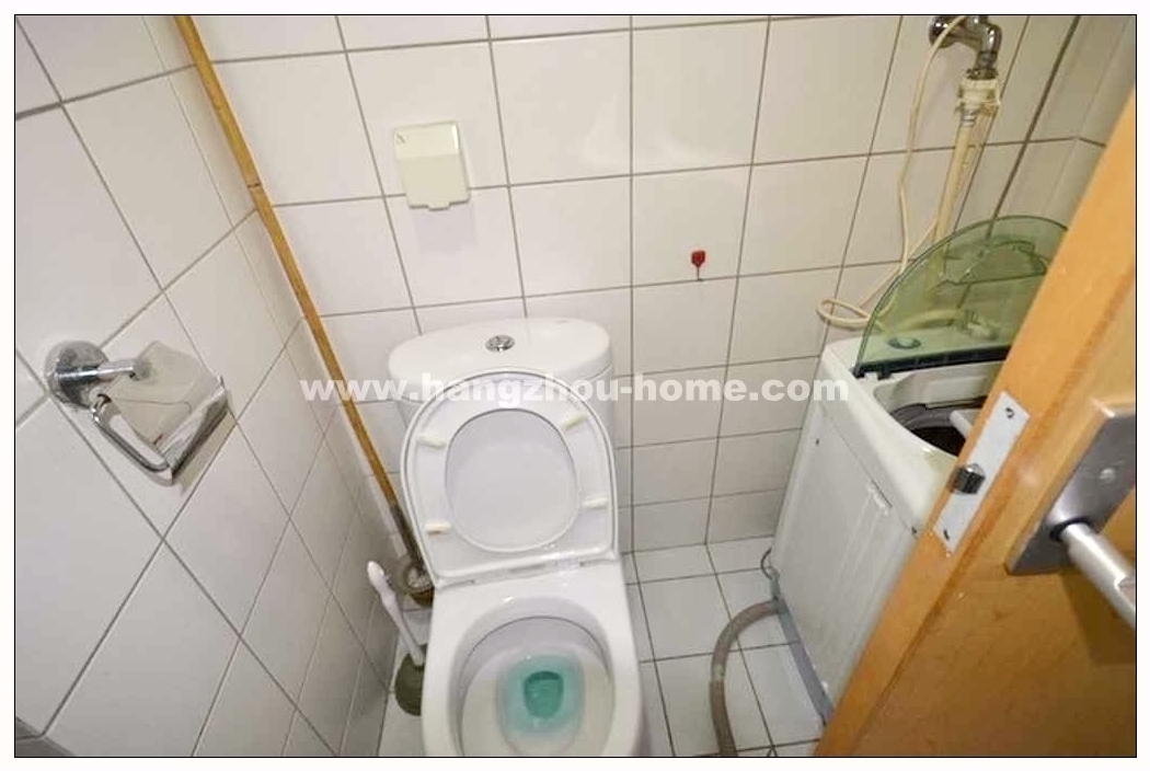 Bathrooms-Master Bathroom