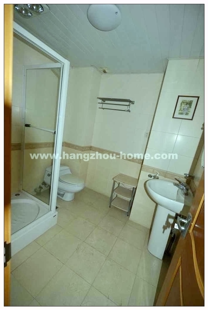 Bathrooms-Master Bathroom