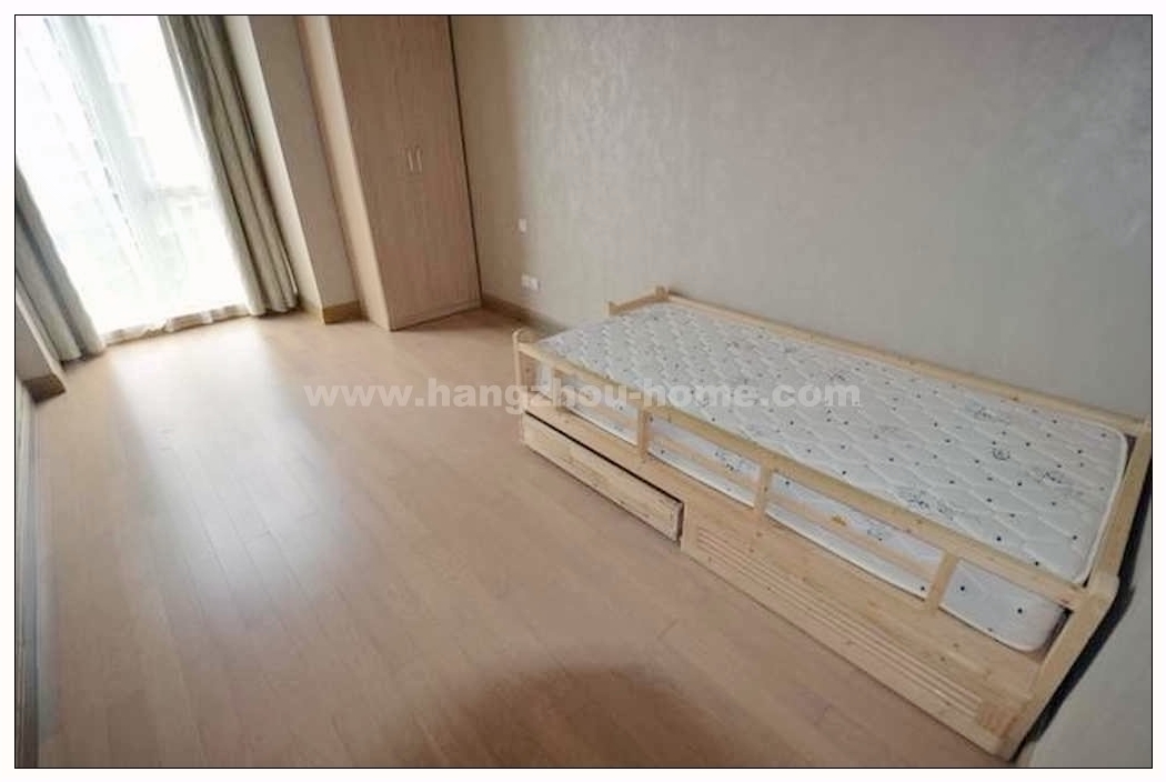 Bedrooms-2nd Bedroom