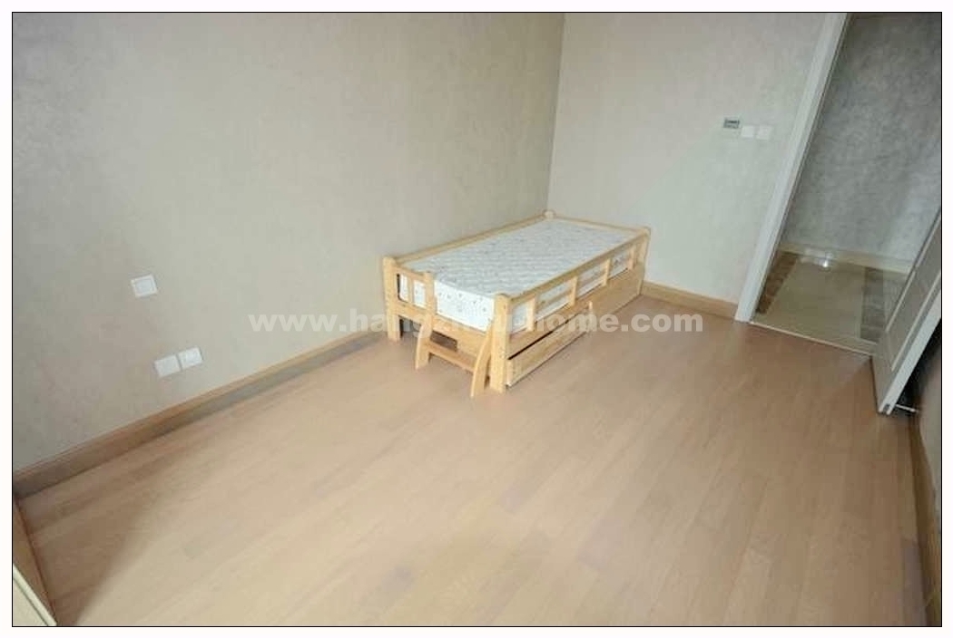 Bedrooms-2nd Bedroom