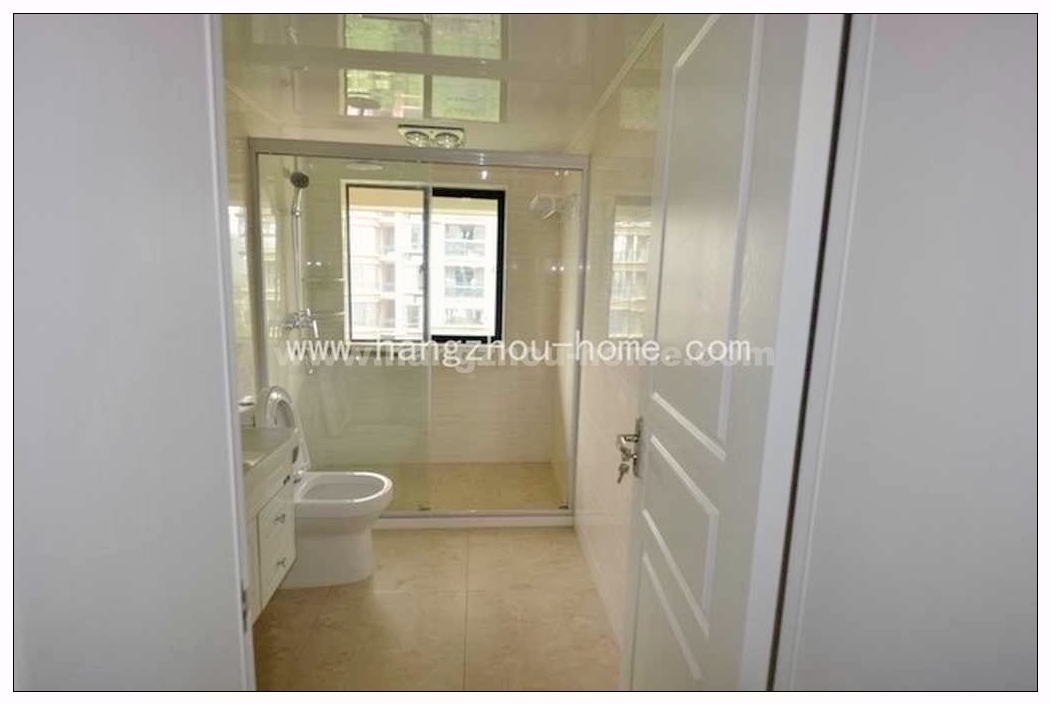 Bathrooms-2nd Bathroom