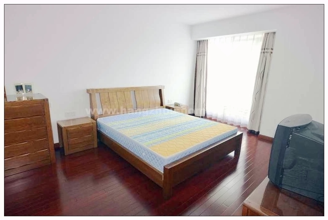 Bedrooms-2nd Bedroom