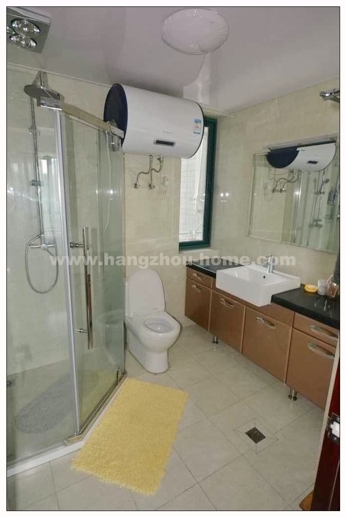 Bathrooms-Master Bathroom