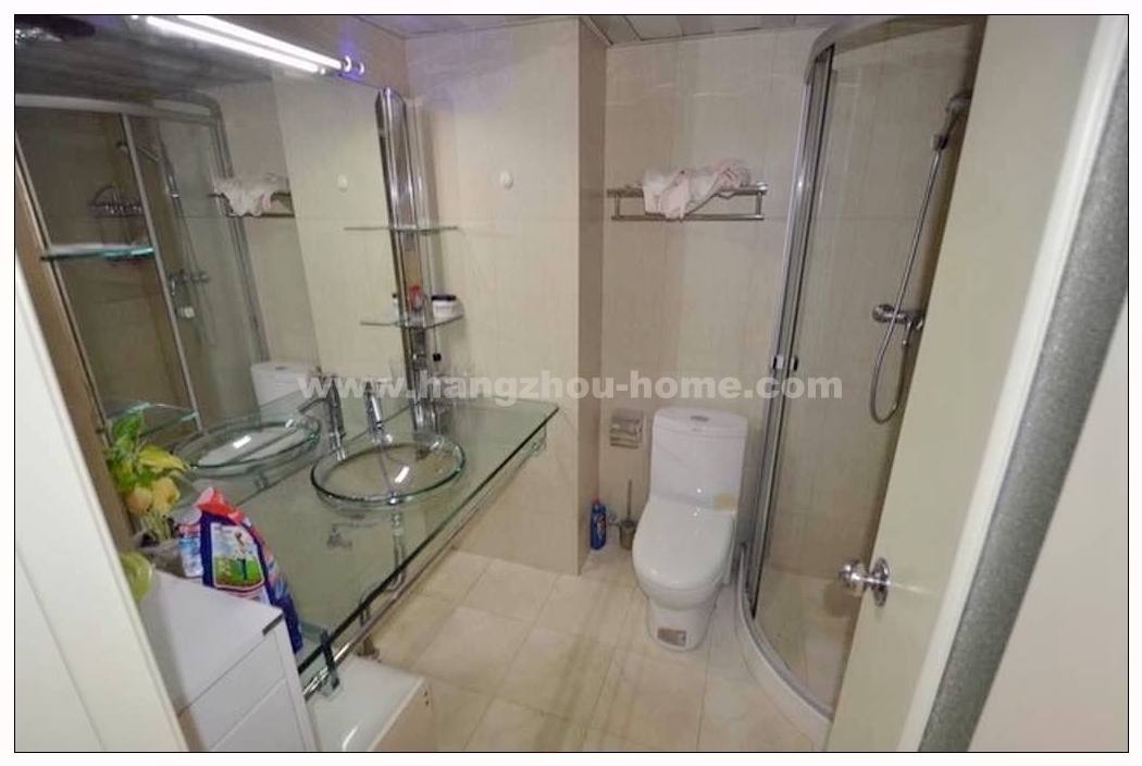 Bathrooms-2nd Bathroom