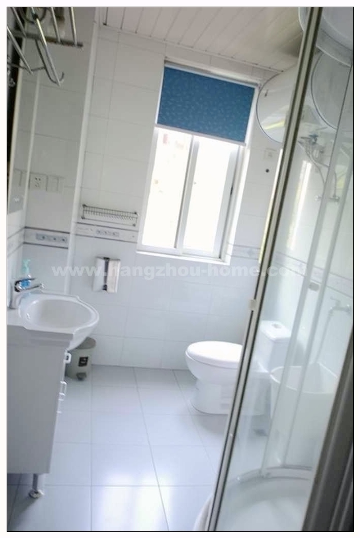 Bathrooms-2nd Bathroom