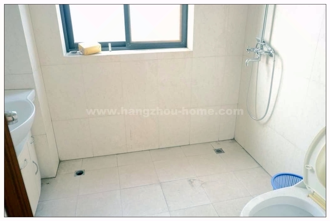 Bathrooms-Master Bathroom