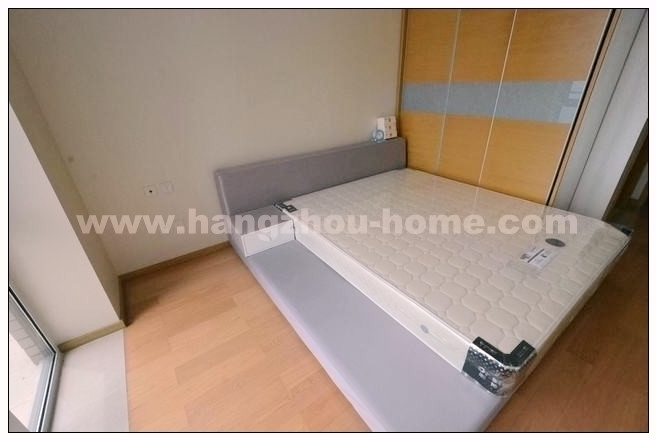 Bedrooms-Master Bedroom
