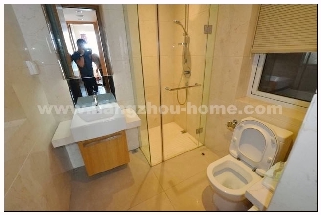 Bathrooms-Master Bathroom