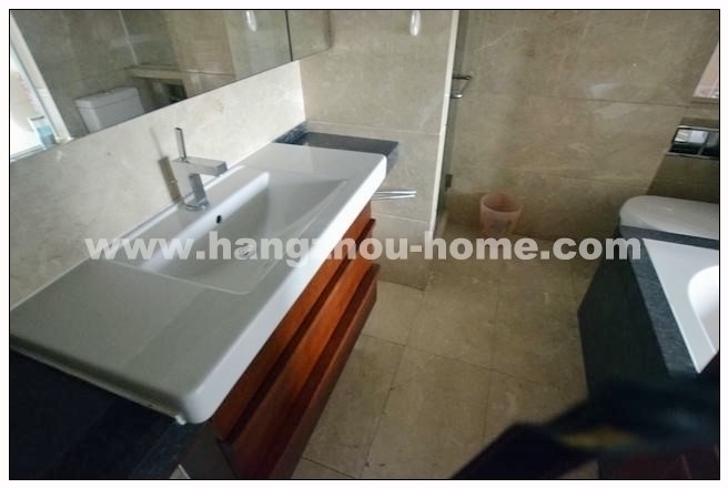 Bathrooms-Master Bathroom