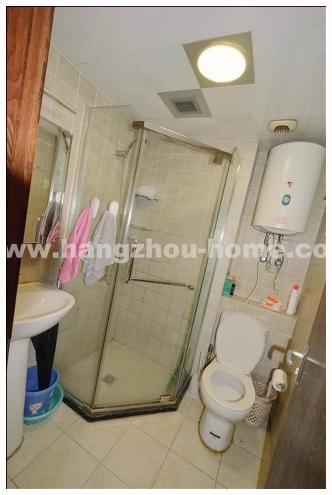Bathrooms-Master Bathroom