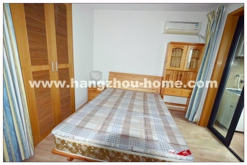 Bedrooms-Master Bedroom