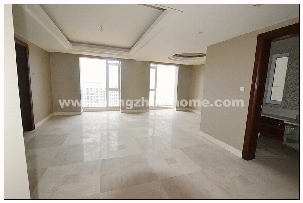 Bedrooms-Master Bedroom