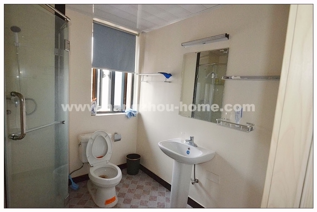 Bathrooms-Master Bathroom