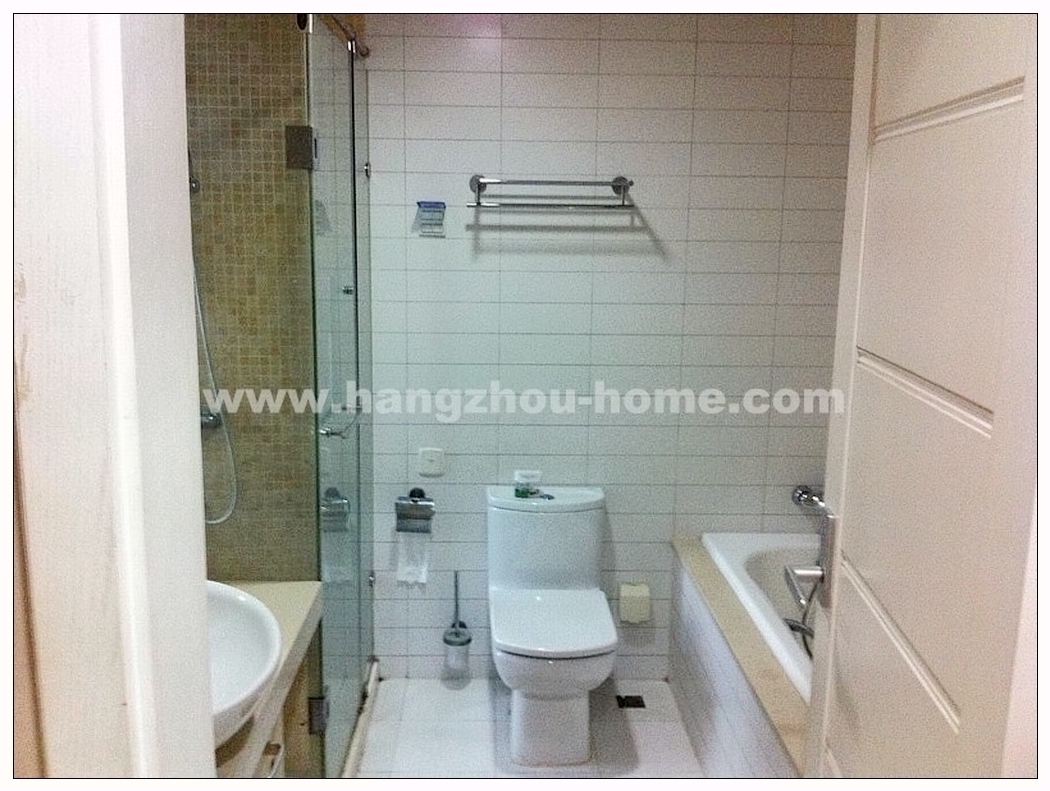 Bathrooms-Master Bathroom